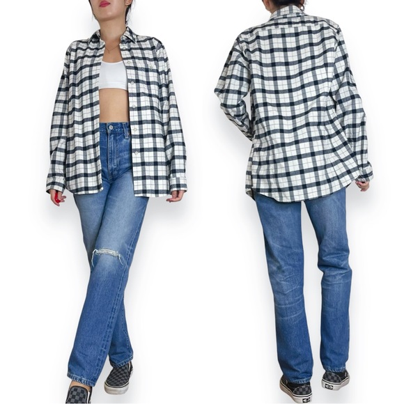 Filson Alaskan Guide Flannel Shacket in Cream/Black Size M - Picture 2 of 16